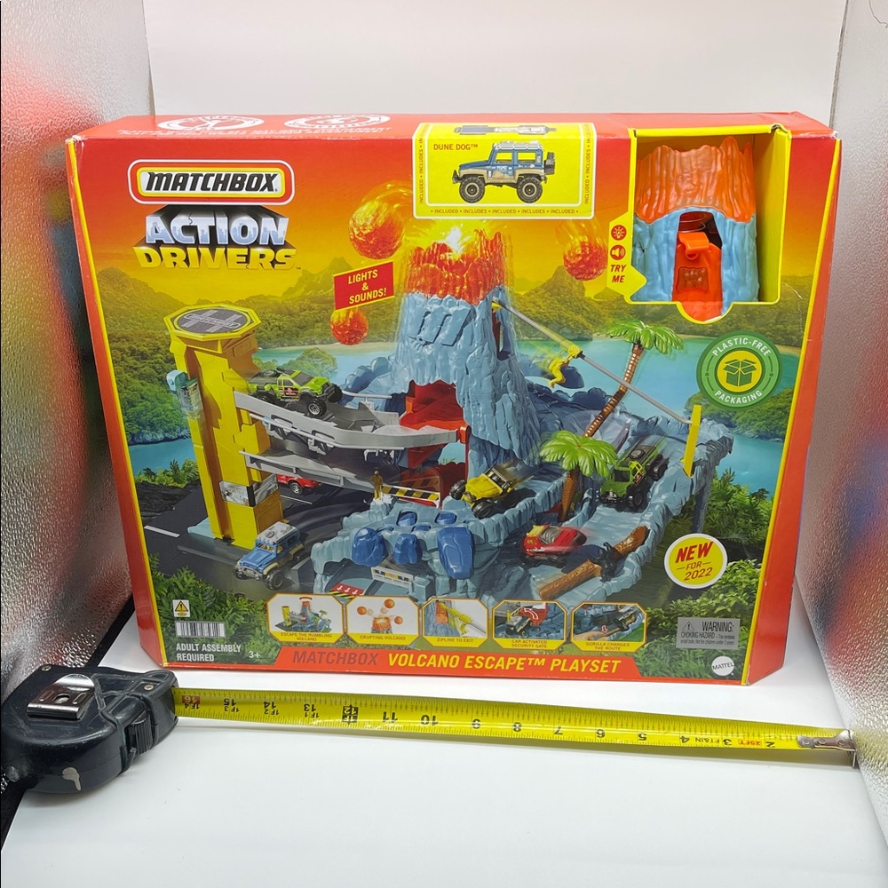 Rare - Matchbox Action Drivers Volcano Adventure Playset